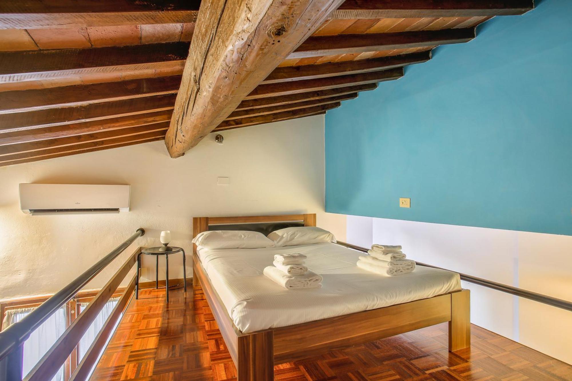 L'attico Di Sant'ambrogio Apartamento